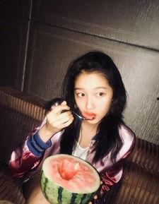 娱乐吃瓜酱去医院尴尬